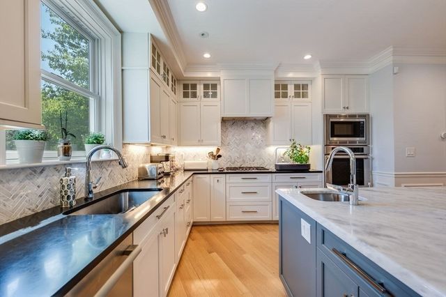 84 Westbourne Terrace 84, Brookline, MA 02446