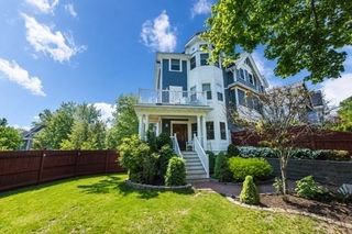 84 Westbourne Terrace 84, Brookline, MA 02446