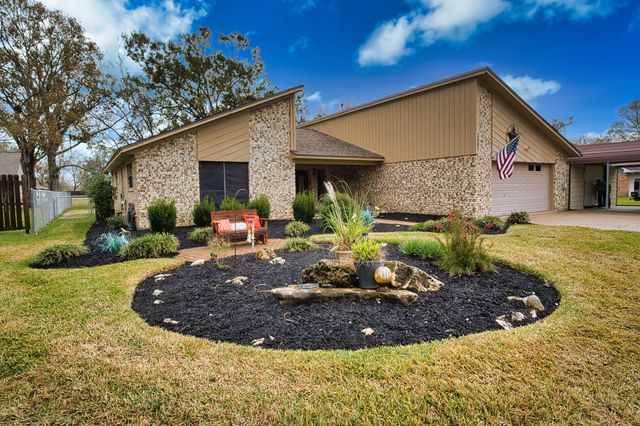 2587 County Road 769b Court, Brazoria, TX 77422