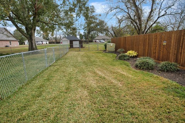2587 County Road 769b Court, Brazoria, TX 77422