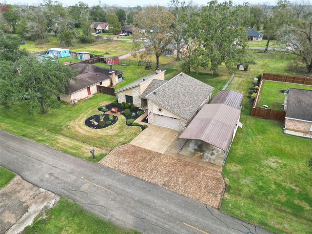 2587 County Road 769b Court, Brazoria, TX 77422