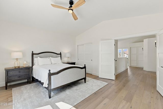 5542 E ANDERSON Drive, Scottsdale, AZ 85254
