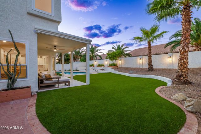 5542 E ANDERSON Drive, Scottsdale, AZ 85254