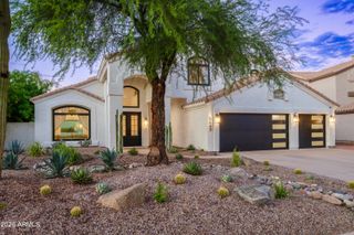5542 E ANDERSON Drive, Scottsdale, AZ 85254