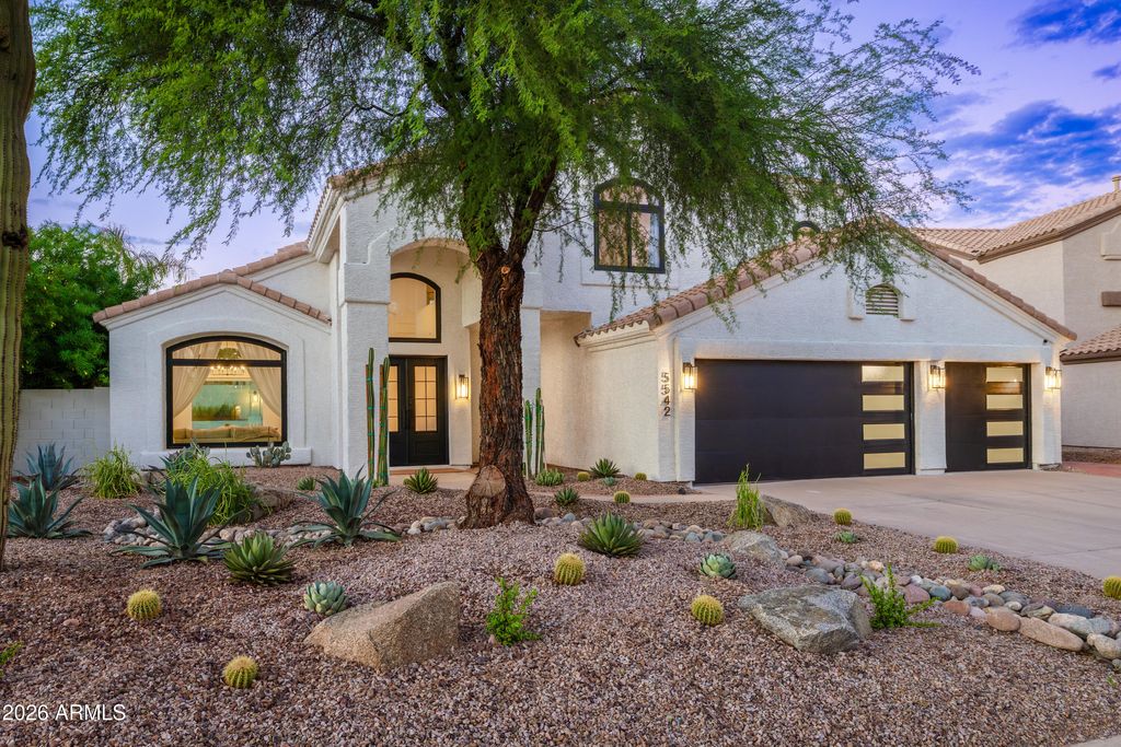 5542 E ANDERSON Drive, Scottsdale, AZ 85254