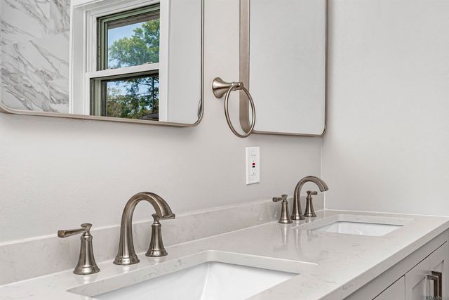 11940 Newsom Dr, Baton Rouge, LA 70811