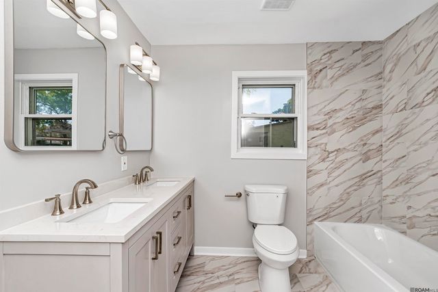 11940 Newsom Dr, Baton Rouge, LA 70811