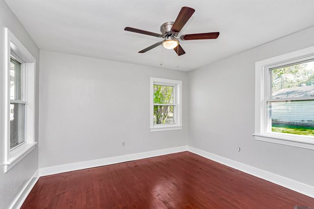 11940 Newsom Dr, Baton Rouge, LA 70811