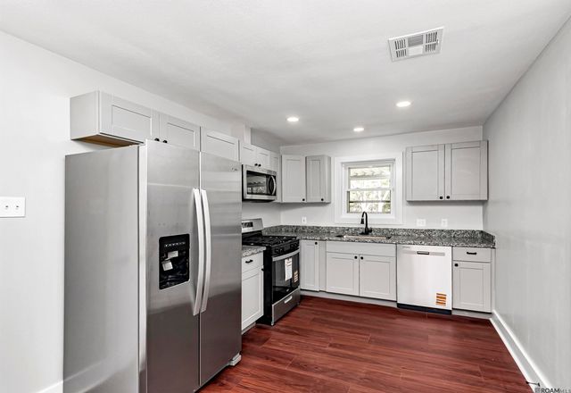 11940 Newsom Dr, Baton Rouge, LA 70811