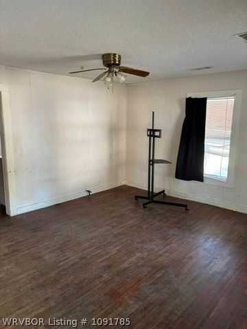 5012 S 29th Street, Fort Smith, AR 72901
