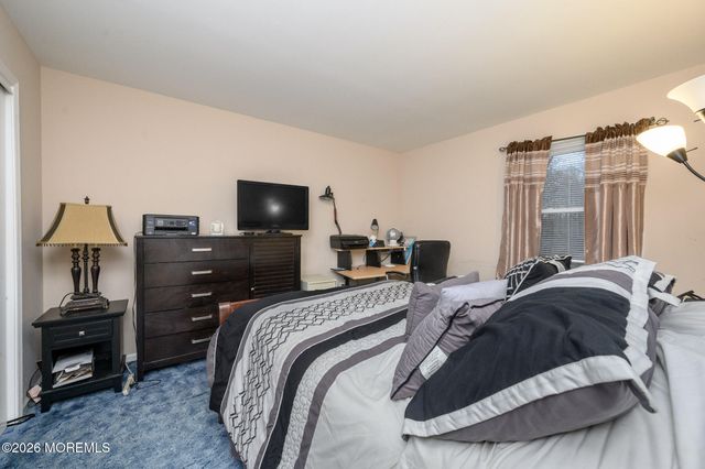 285 Nathan Court, Cliffwood, NJ 07721