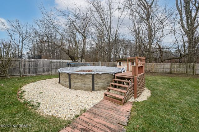 285 Nathan Court, Cliffwood, NJ 07721