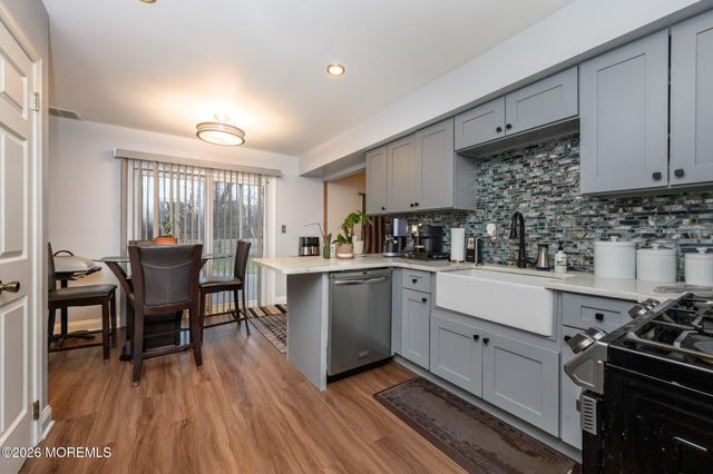 285 Nathan Court, Cliffwood, NJ 07721