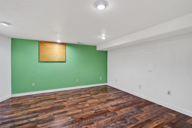 3800 SE 25th Court, Des Moines, IA 50320