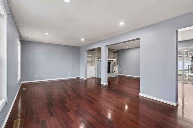 3800 SE 25th Court, Des Moines, IA 50320