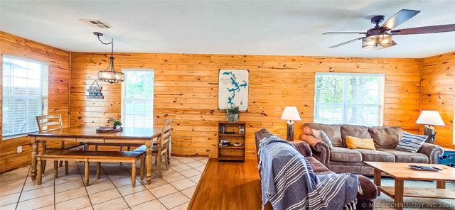 56 Delaware Street, Eufaula, OK 74432