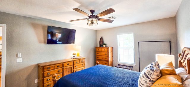 56 Delaware Street, Eufaula, OK 74432