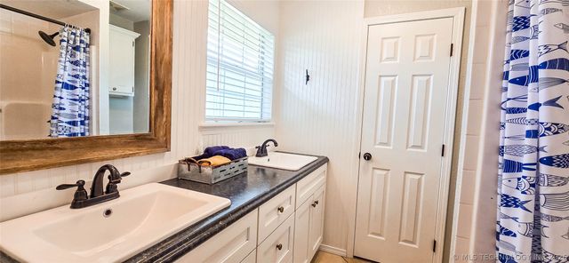 56 Delaware Street, Eufaula, OK 74432