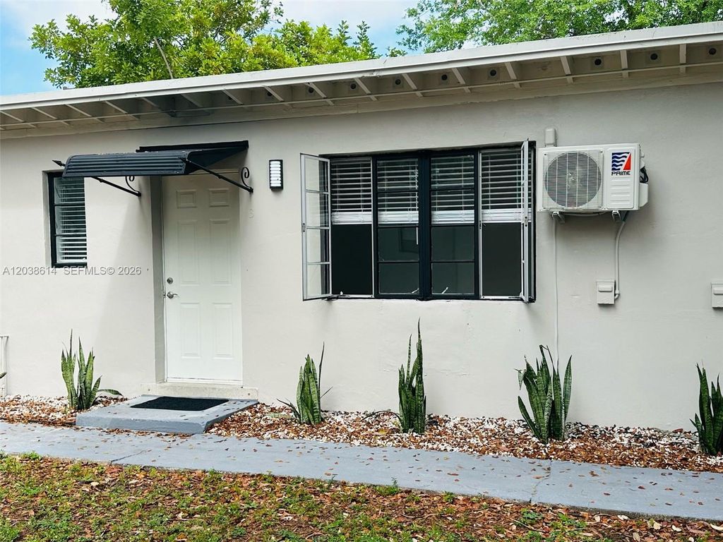 417 SE 14th Court 1, Fort Lauderdale, FL 33316