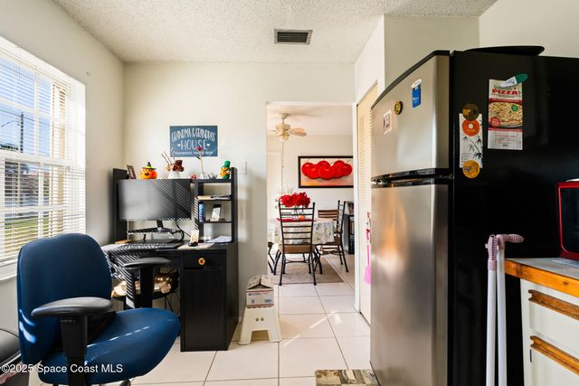 955 Dolphin Avenue, Sebastian, FL 32958