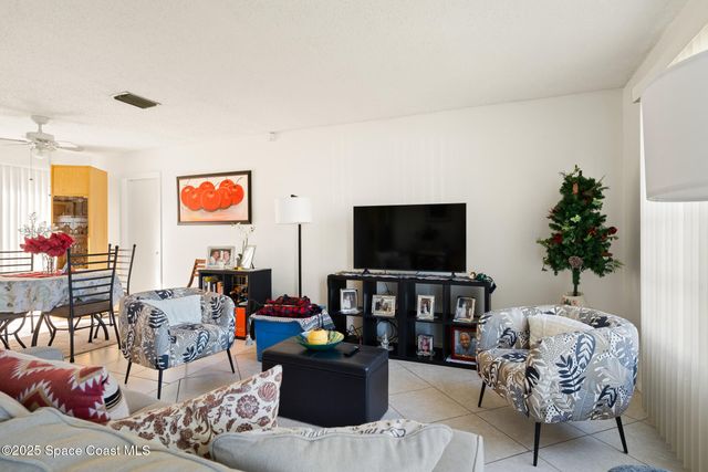 955 Dolphin Avenue, Sebastian, FL 32958