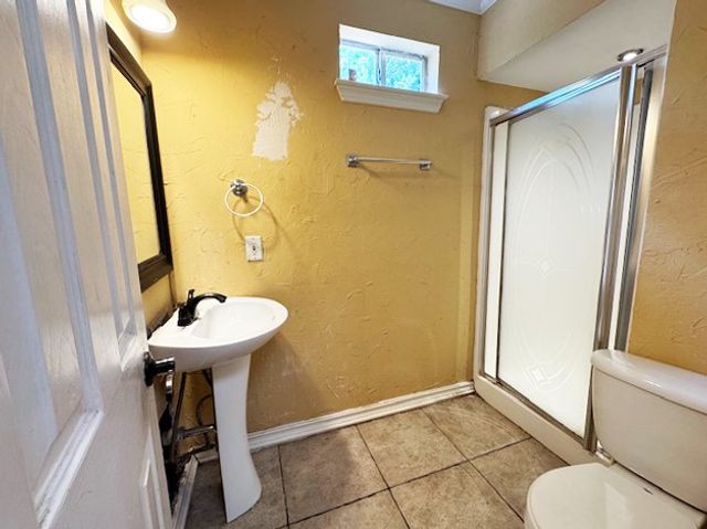 2414 Brandon Street, Dallas, TX 75211
