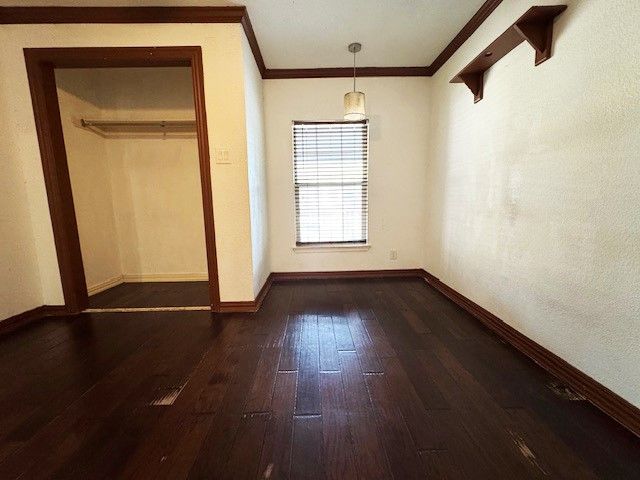 2414 Brandon Street, Dallas, TX 75211
