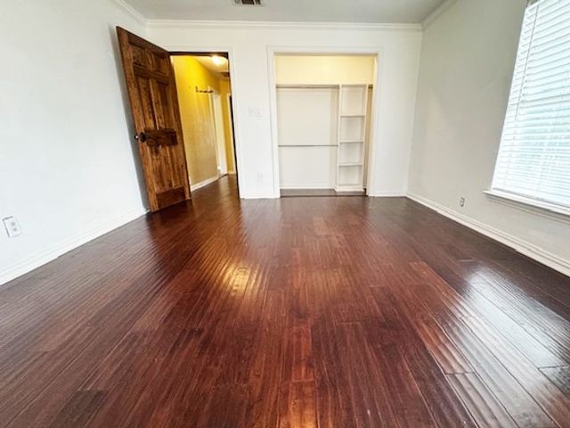 2414 Brandon Street, Dallas, TX 75211