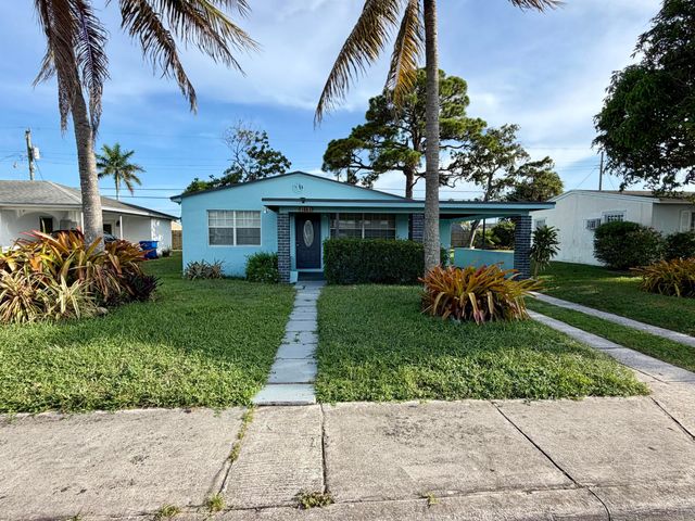 1061 W 4TH Street, Riviera Beach, FL 33404