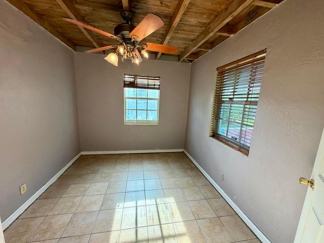 1061 W 4TH Street, Riviera Beach, FL 33404