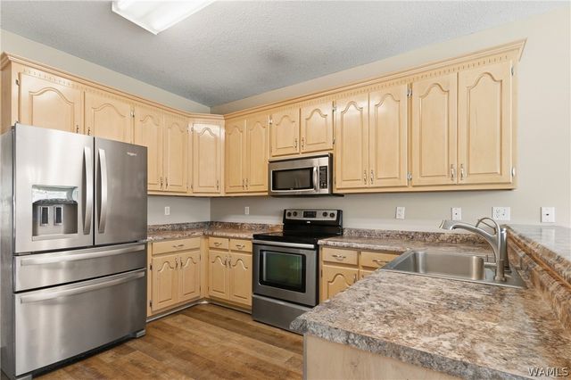 11400 Saint James, Northport, AL 35475