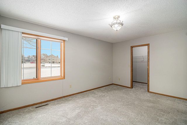 13142 Rose Street NW, Coon Rapids, MN 55448