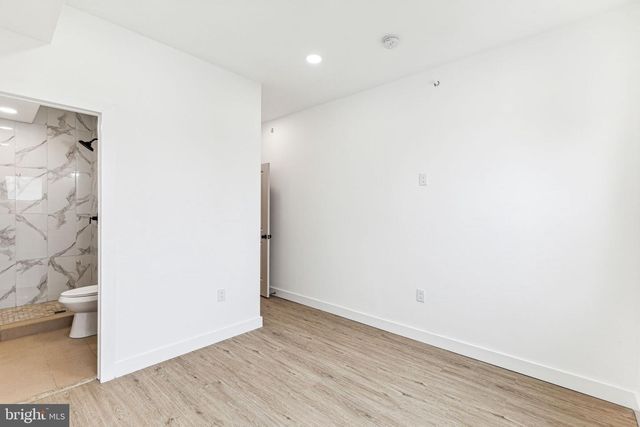 2224 N HOWARD ST, Philadelphia, PA 19133