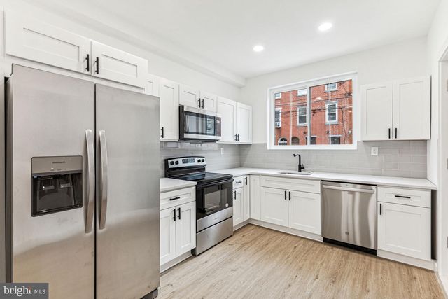 2224 N HOWARD ST, Philadelphia, PA 19133