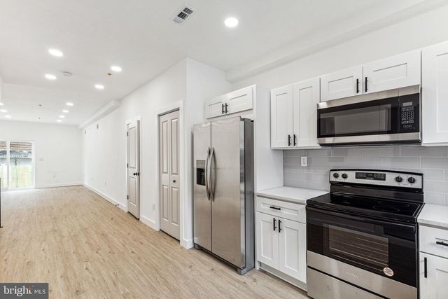 2224 N HOWARD ST, Philadelphia, PA 19133