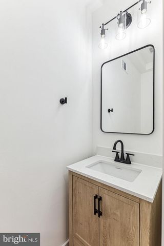 2224 N HOWARD ST, Philadelphia, PA 19133