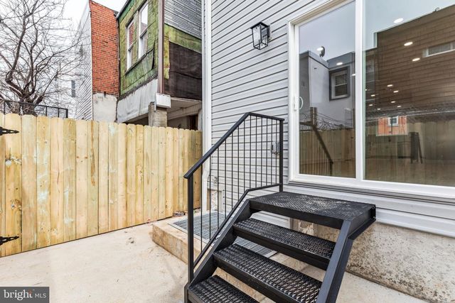 2224 N HOWARD ST, Philadelphia, PA 19133
