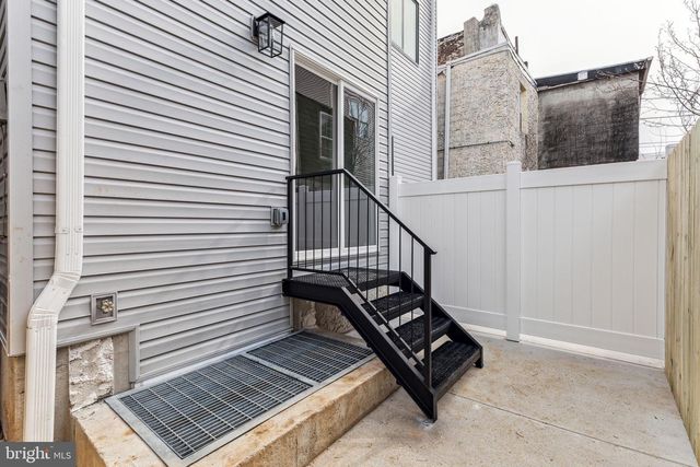 2224 N HOWARD ST, Philadelphia, PA 19133