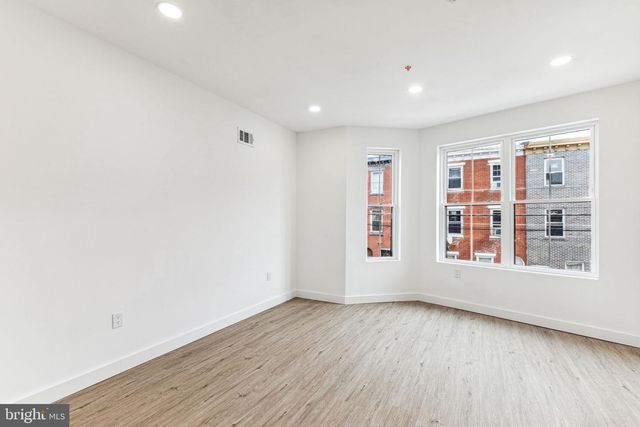 2224 N HOWARD ST, Philadelphia, PA 19133