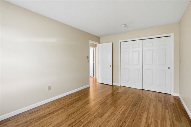 96 Twin Oaks Terrace, South Burlington, VT 05403