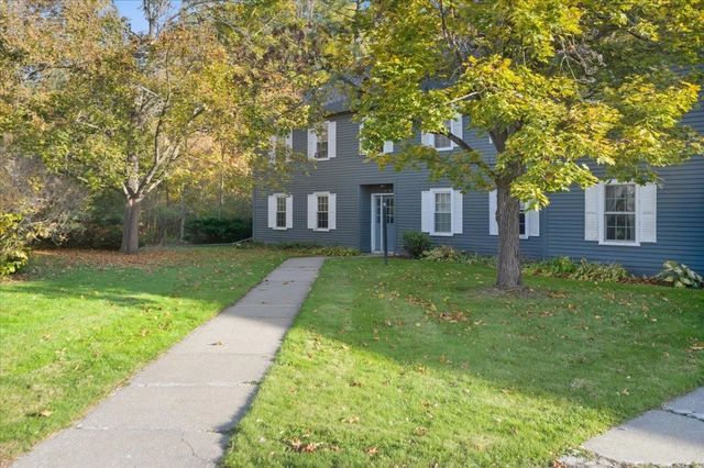 96 Twin Oaks Terrace, South Burlington, VT 05403