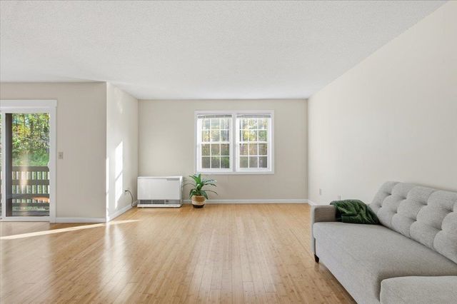 96 Twin Oaks Terrace, South Burlington, VT 05403