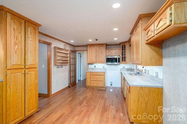 5519 Dallas High Shoals Highway, Dallas, NC 28034