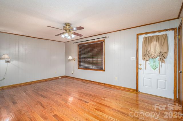 5519 Dallas High Shoals Highway, Dallas, NC 28034