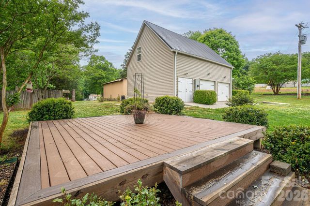 5519 Dallas High Shoals Highway, Dallas, NC 28034