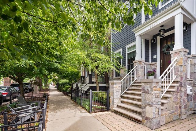 2225 W School Street, Chicago, IL 60618