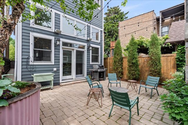 2225 W School Street, Chicago, IL 60618