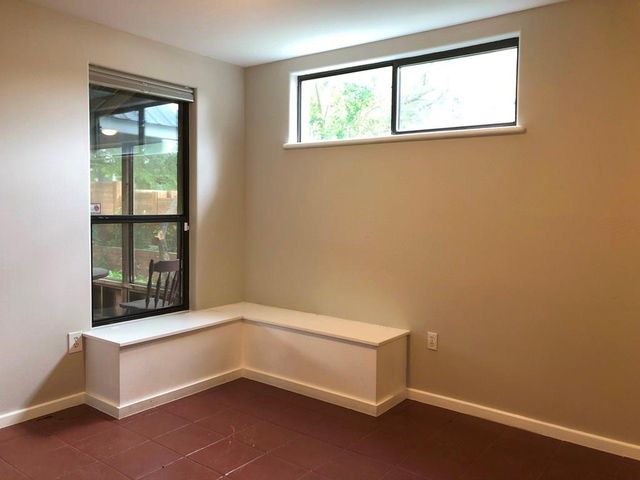 2202 East Side DR, Austin, TX 78704