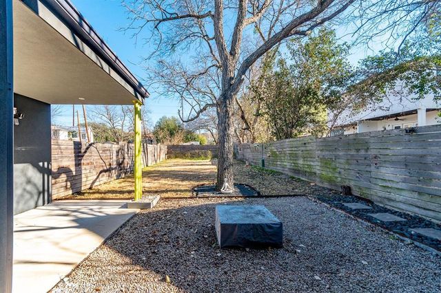 3305 Garden Villa LN B, Austin, TX 78704