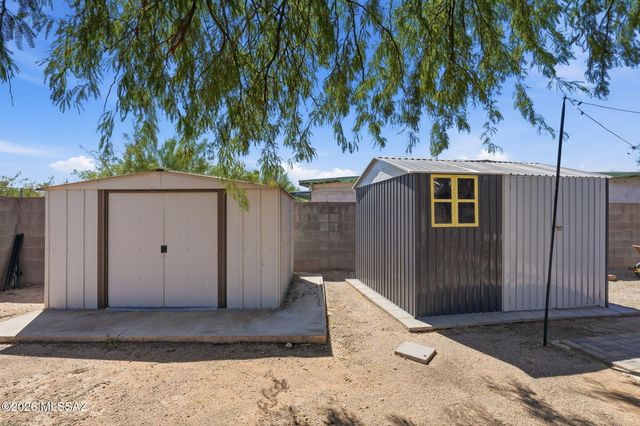 627 W Acadia Drive, Tucson, AZ 85756
